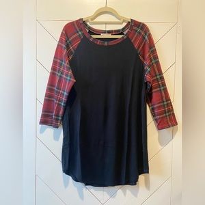 Plaid trimmed black tunic